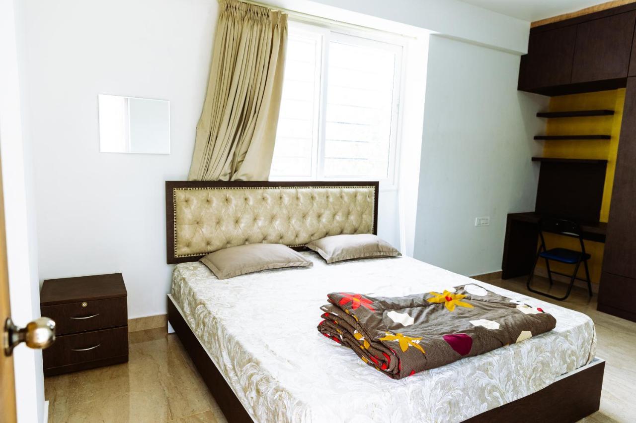 Rvr Home - Beautiful Rooms 벵갈루루 외부 사진