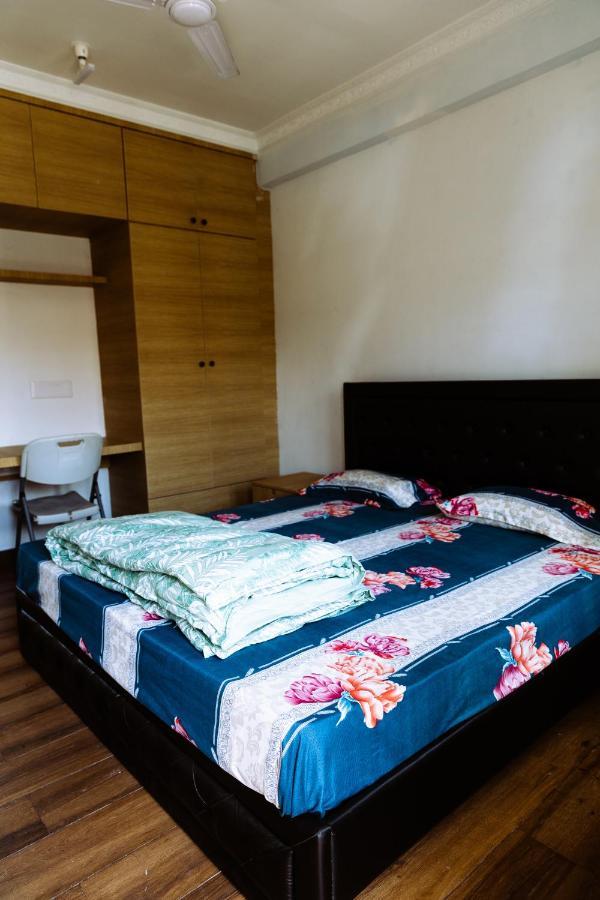Rvr Home - Beautiful Rooms 벵갈루루 외부 사진